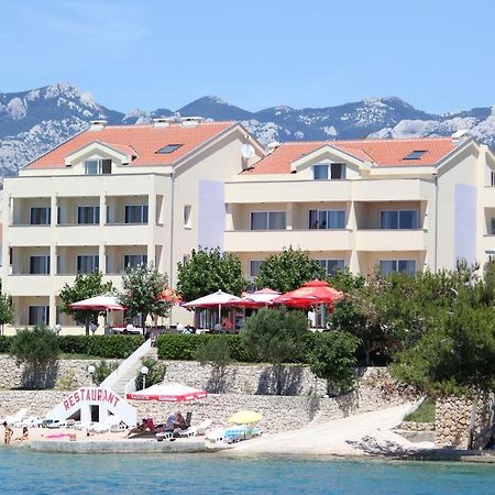 Pension Villa Rosa รทินา ภายนอก รูปภาพ